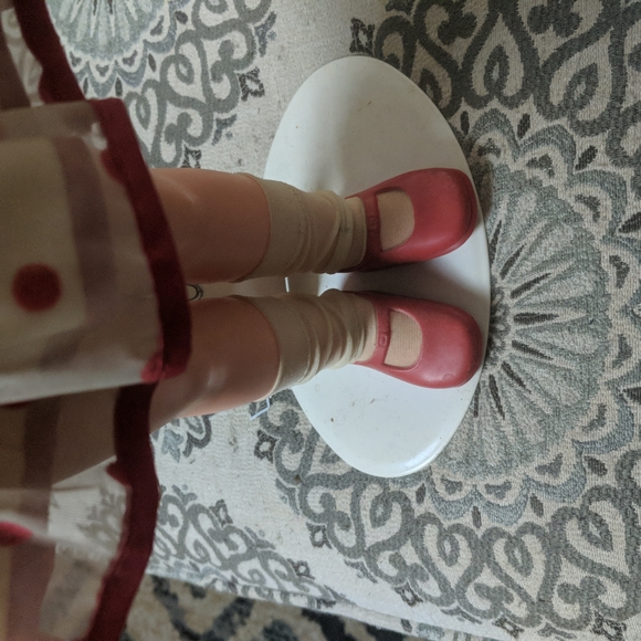 VINTAGE ORIGINAL SHIRLEY TEMPLE DOLL WITH STAND. - Picture 3 of 6